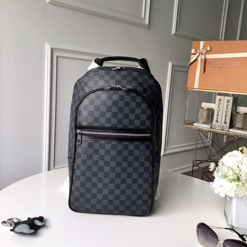 Wholesale Cheap Louis Vuitton Designer Backpacks for Sale