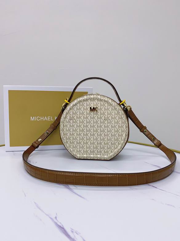 Wholesale High quality Aaa M.ichael Kors Delaney Medium Crossbody Bags for Sale