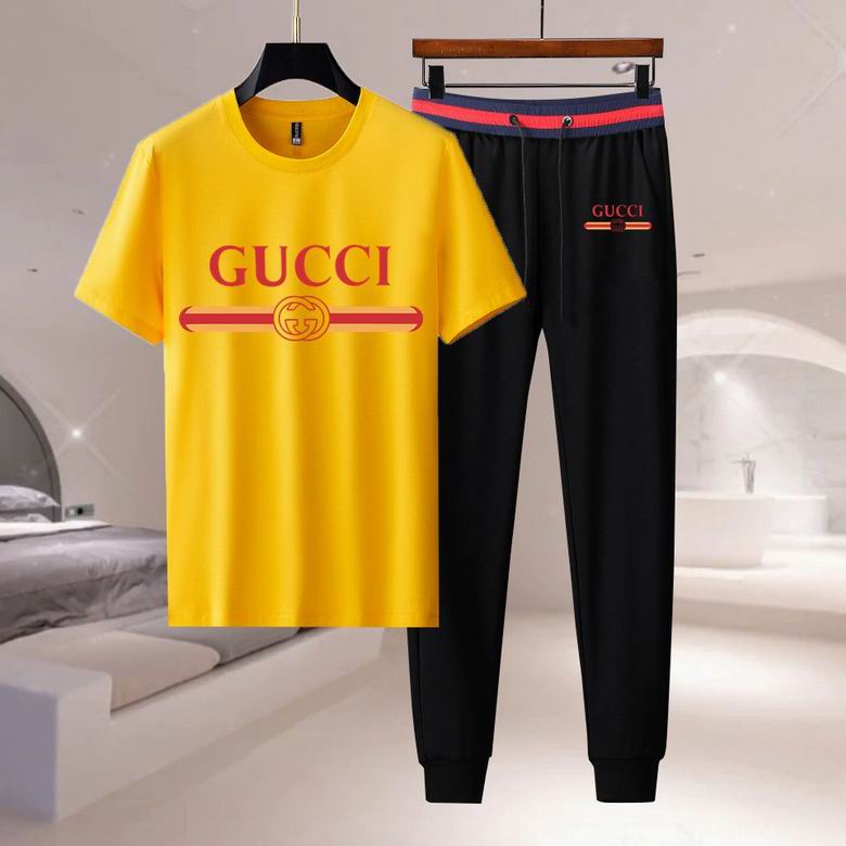 Wholesale Cheap G.ucci Short Sleeve Replica Tracksuits for Sale