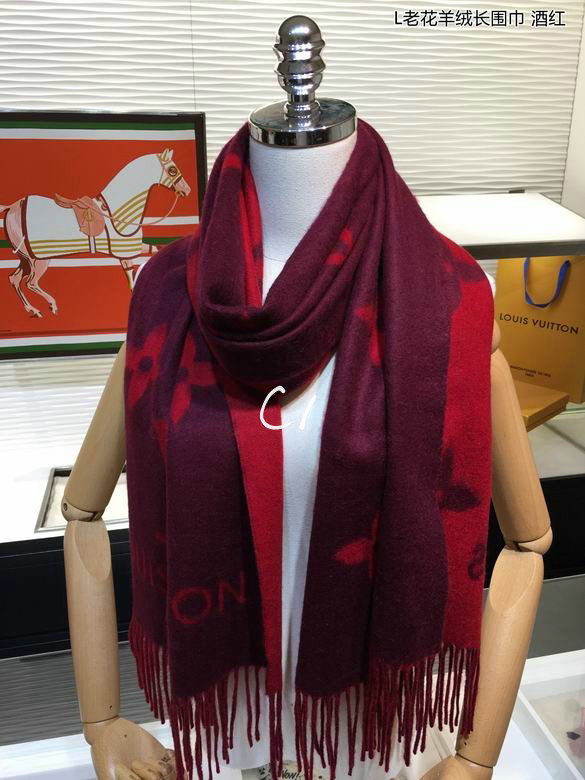 Wholesale Cheap AAA LV Designer Scarves for Sale