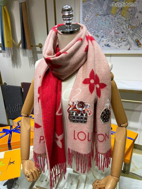 Wholesale Cheap AAA LV Designer Scarves for Sale