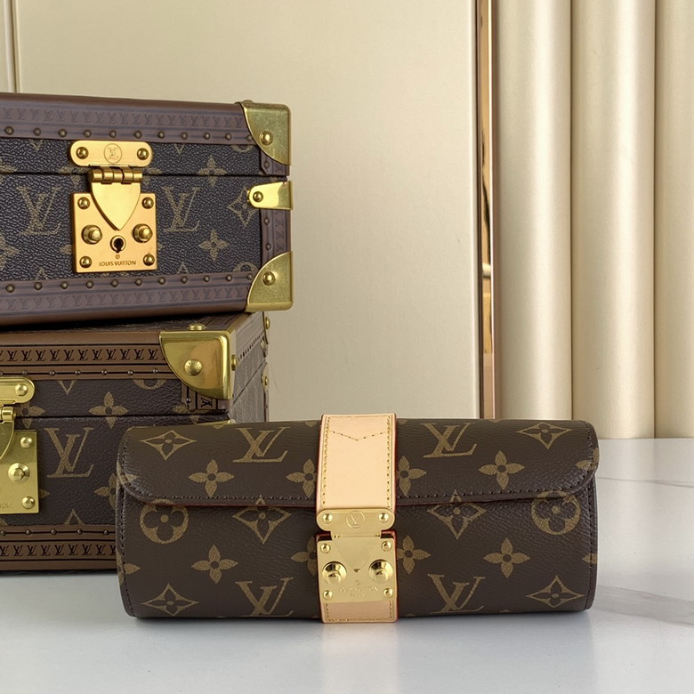 Wholesale Cheap Aaa Louis Vuitton Luxury Monogram Canvas Etui Bijoux bags for sale