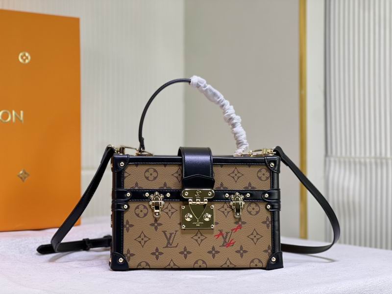 Wholesale Cheap Aaa Louis Vuitton Petite Malle Souple bags for sale