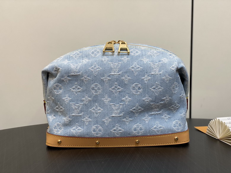 Wholesale Cheap Aaa Louis Vuitton Pochette Cosmétique GM Monogram Canvas Denim bags for sale