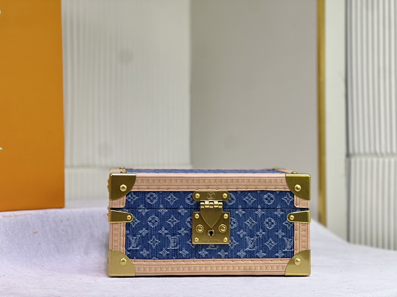 Wholesale Cheap Aaa Louis Vuitton Coffret Trésor 24 Denim Bleu Monogram Denim canvas bags for sale