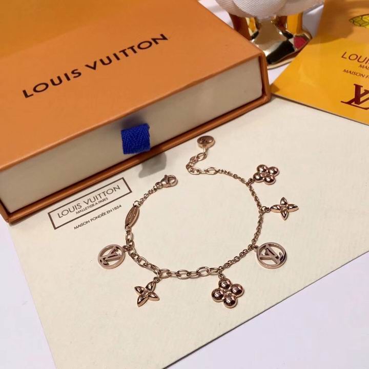 Wholesale Cheap Louis Vuitton Bracelets for Sale