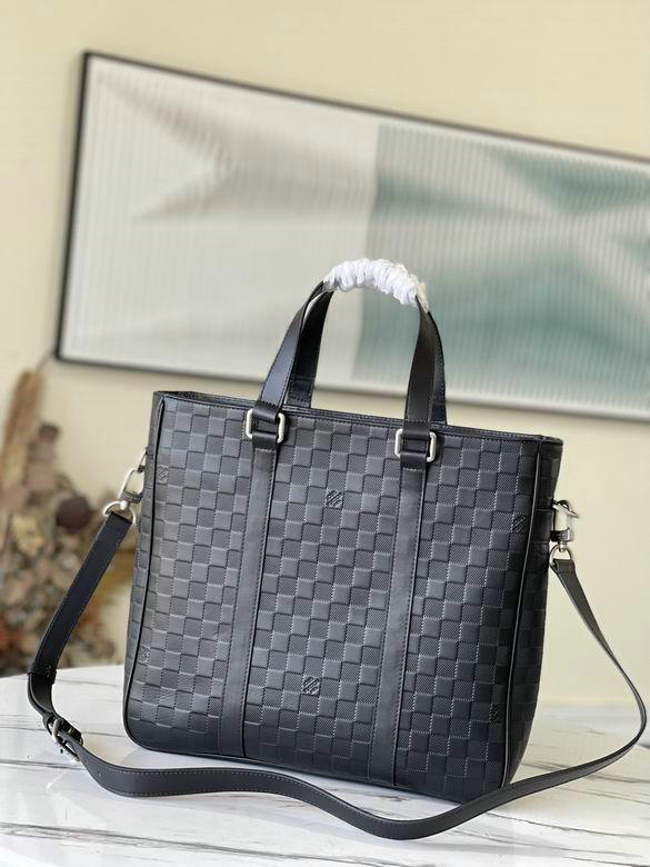 Wholesale Cheap Lv Leather Handy Messenger Bags for Sale