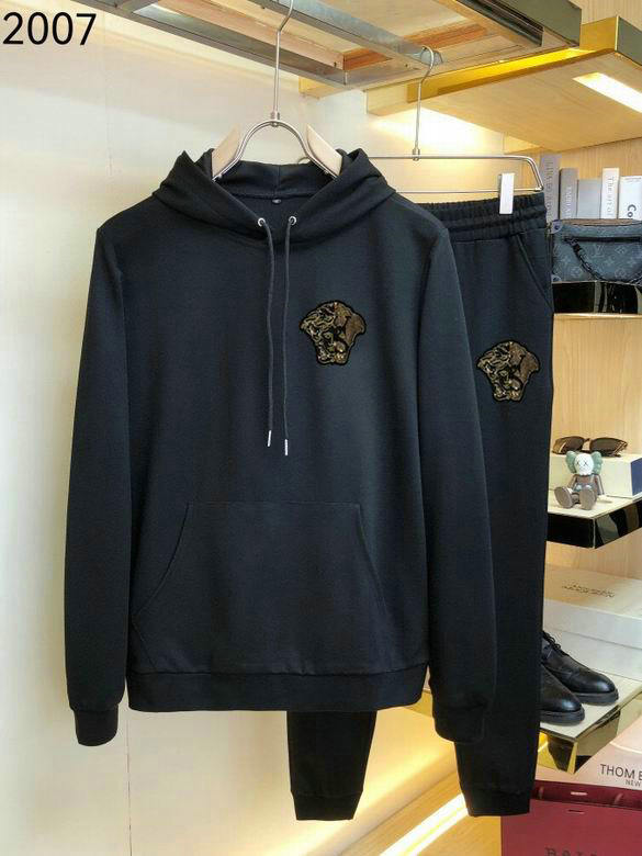 Wholesale Cheap Versace Replica Designer Tracksuits for Sale