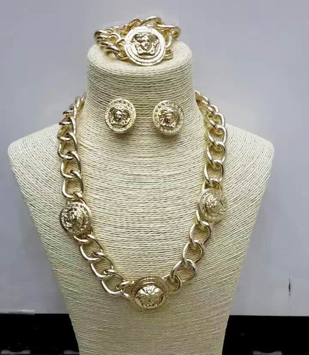 Wholesale Fashion Versace Jewelry Sets-005