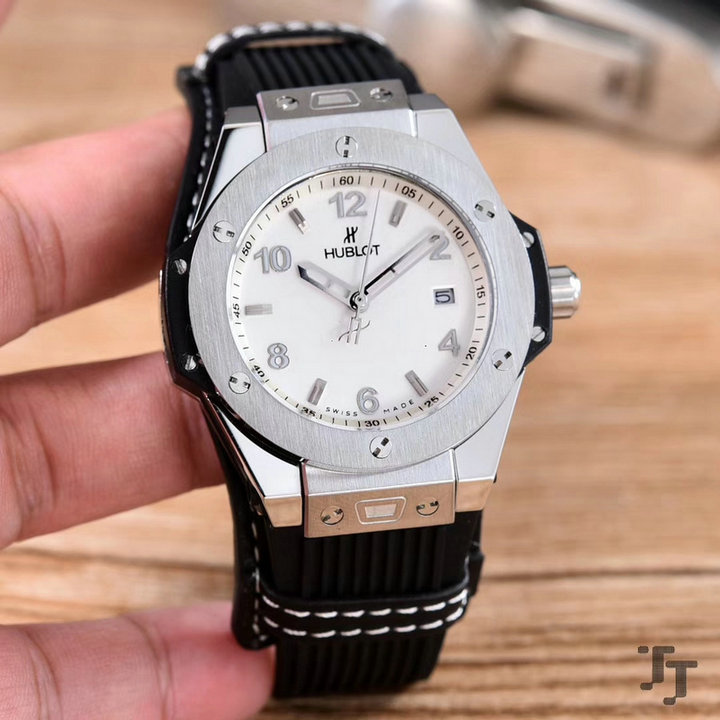 Wholesale Hublot Classic Fashion Watches for Cheap-035