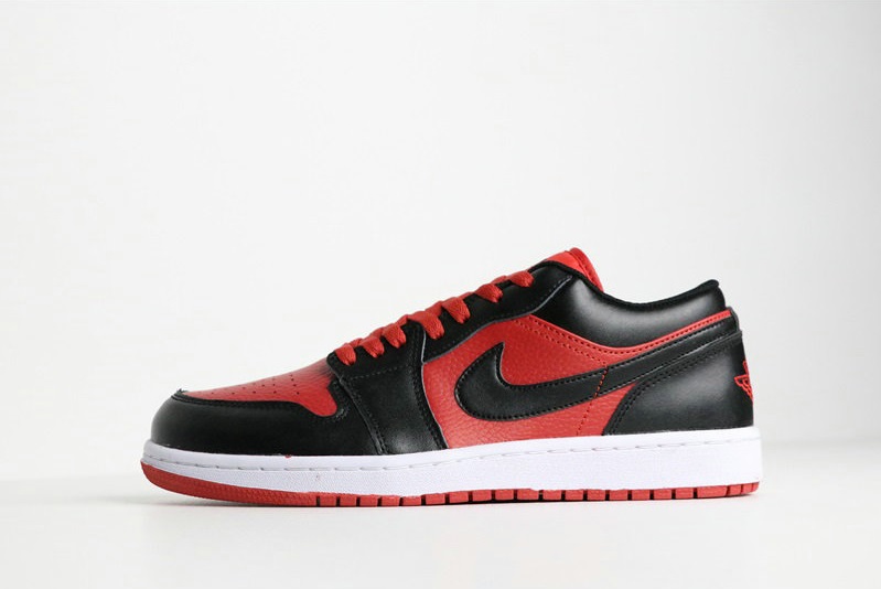 Air Jordan 1 Low “Banned”553558-610